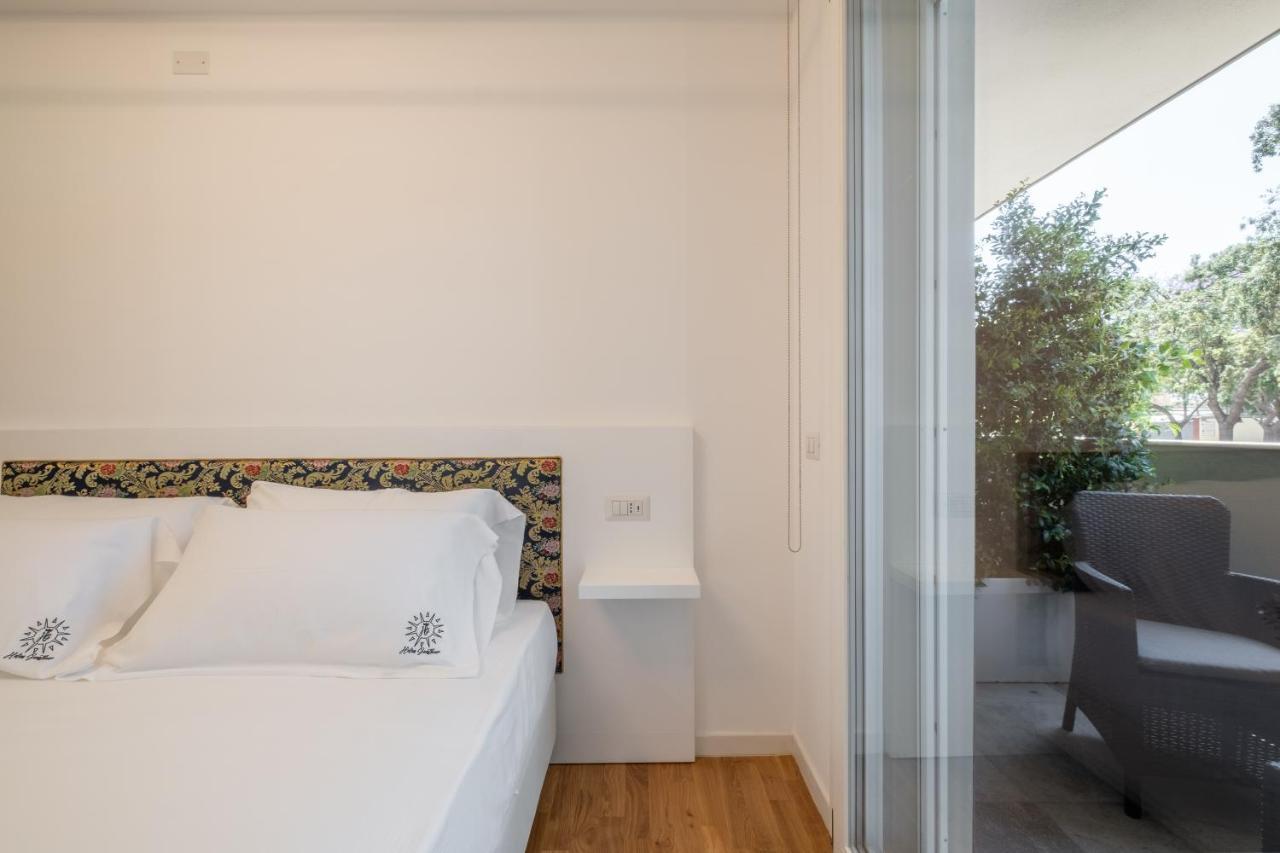 קליארי Helios Guest House מראה חיצוני תמונה
